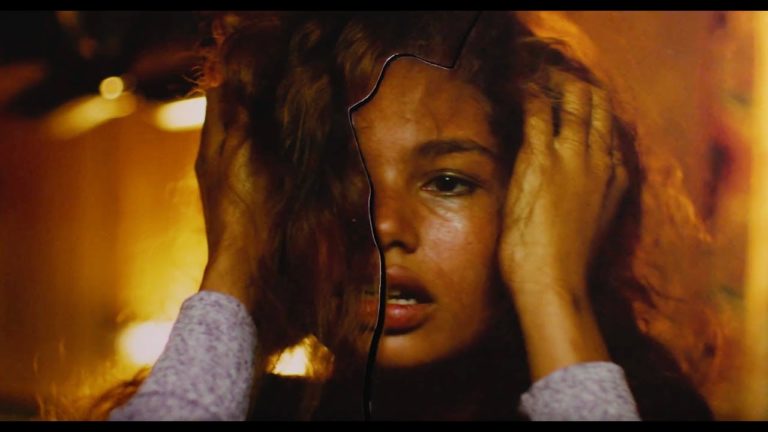 Madeline's Madeline Tráiler Dosis Media